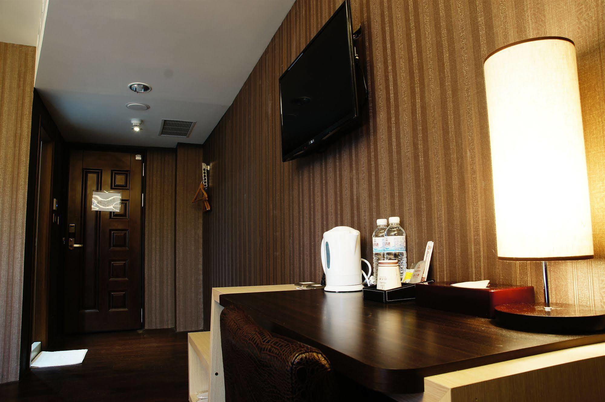 Talmud Business Hotel - Zhongshan تايتشونغ المظهر الخارجي الصورة